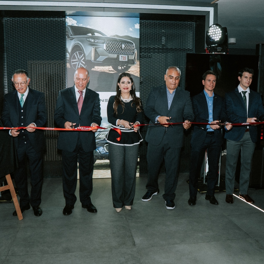 SAAG Automotive presenta a su nuevo distribuidor en Toluca
